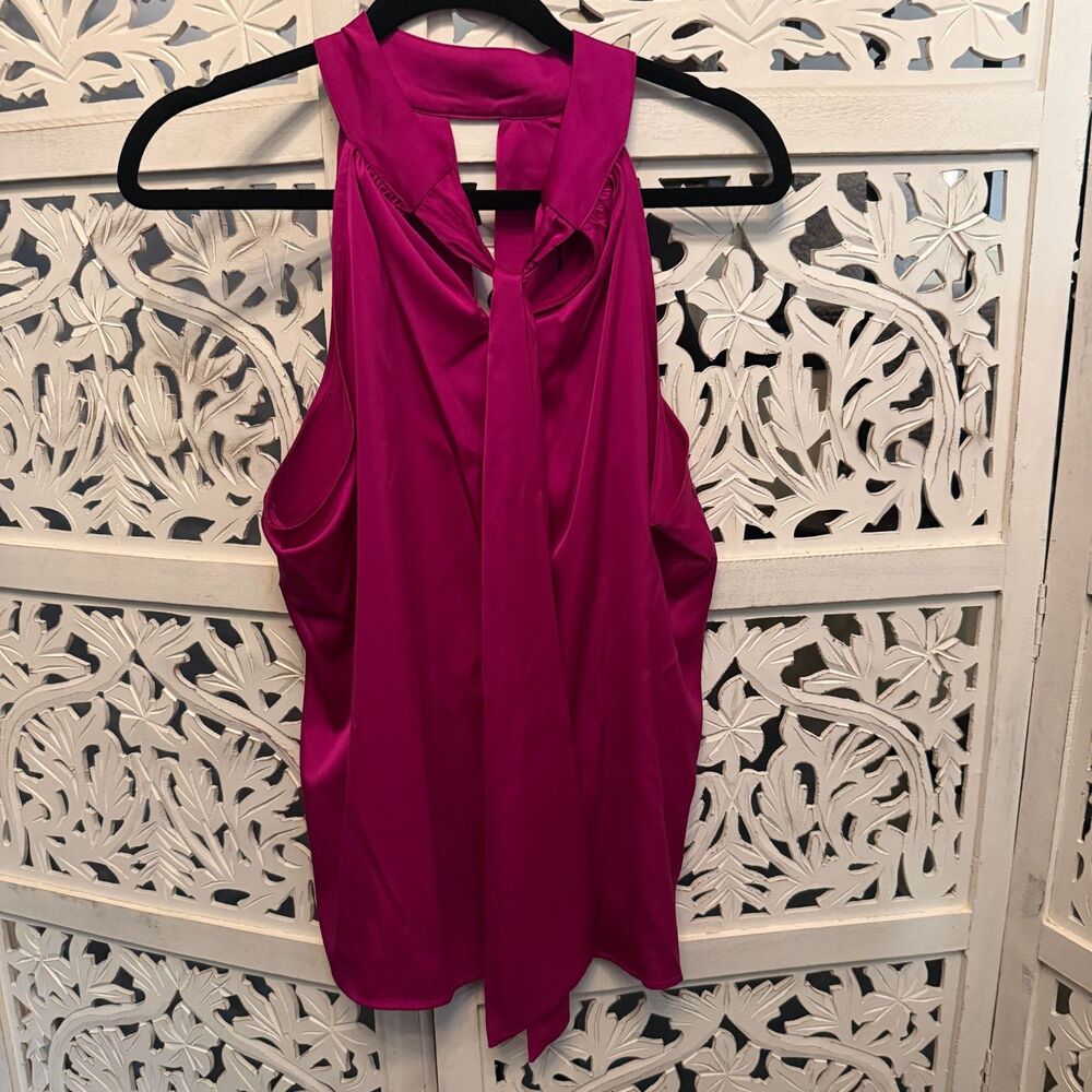 Fuchsia sleeveless blouse New With Tags Made by INC